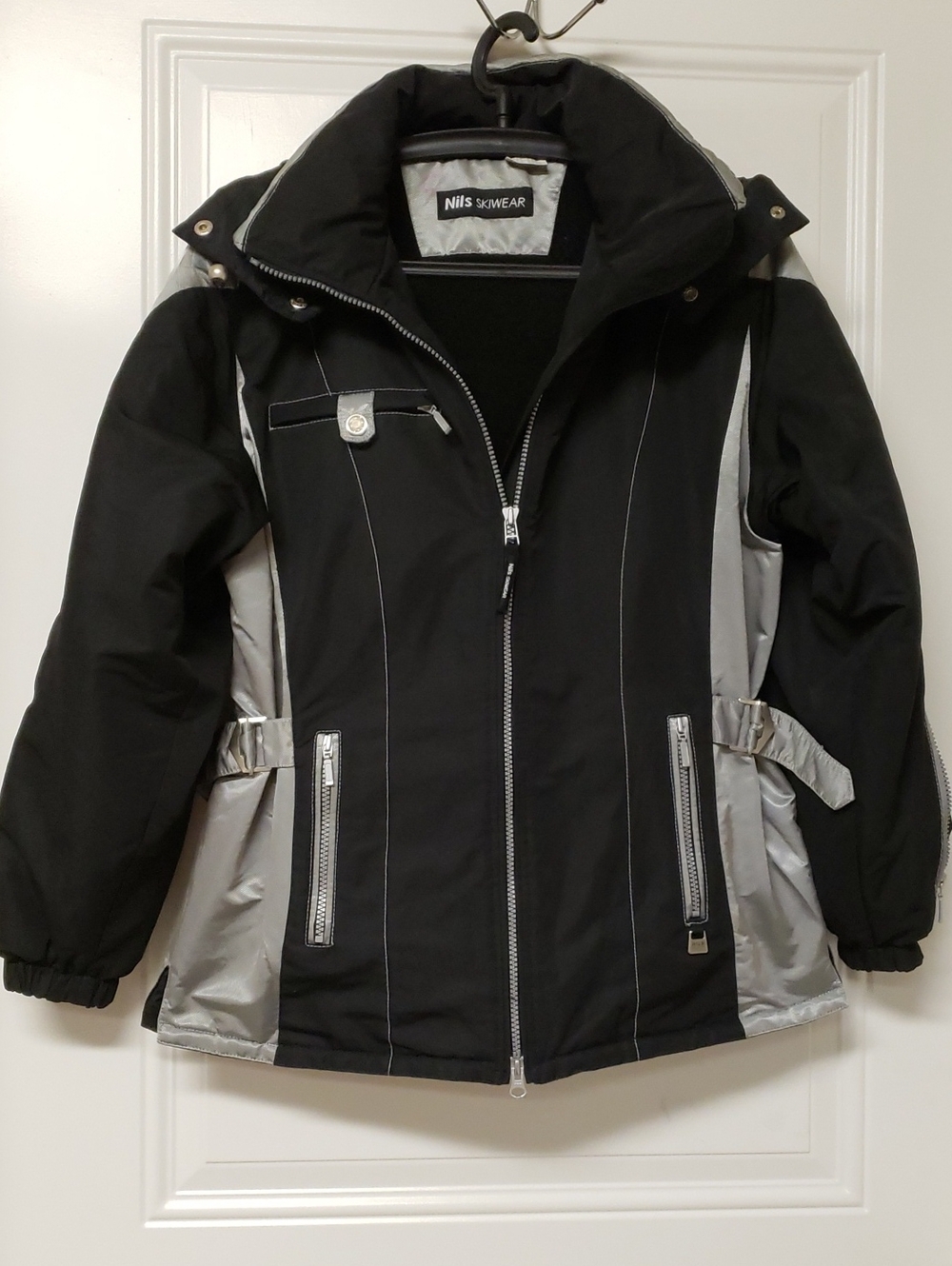 Nils Black and Gray Ski Jacket Women's Size 6